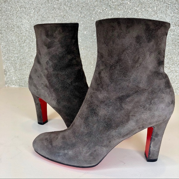 🔴SOLD🔴 Louboutin Top 70 Grey Suede ankle boots - Picture 6 of 8